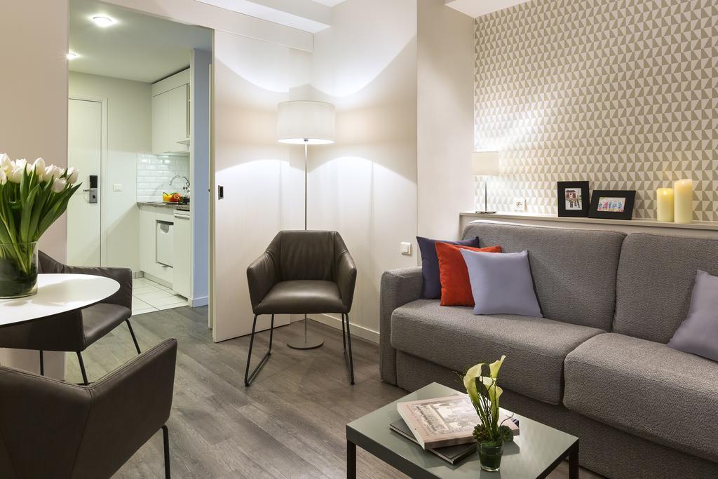 Apartment (4 Adults),266554629:JPEG