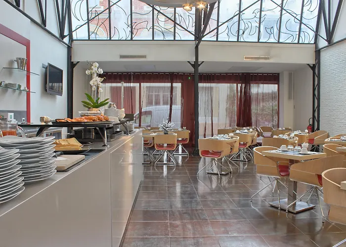 Hotel Pavillon Nation Parigi